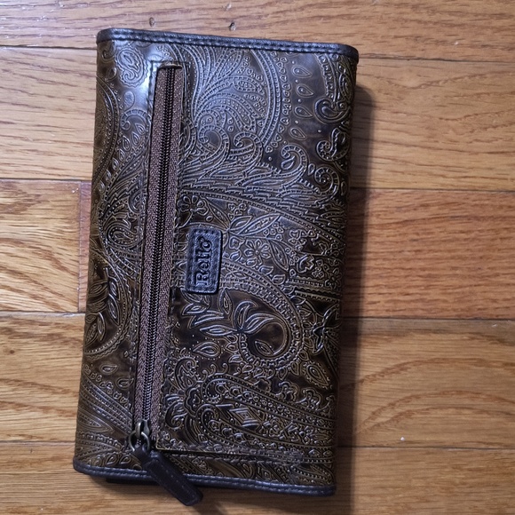 Relic Handbags - Relic embossed Paisley wallet, brown